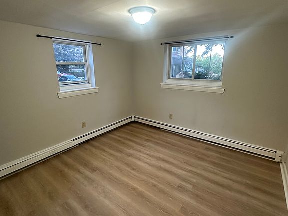 5th image of 69 Chiswick Rd APT 1