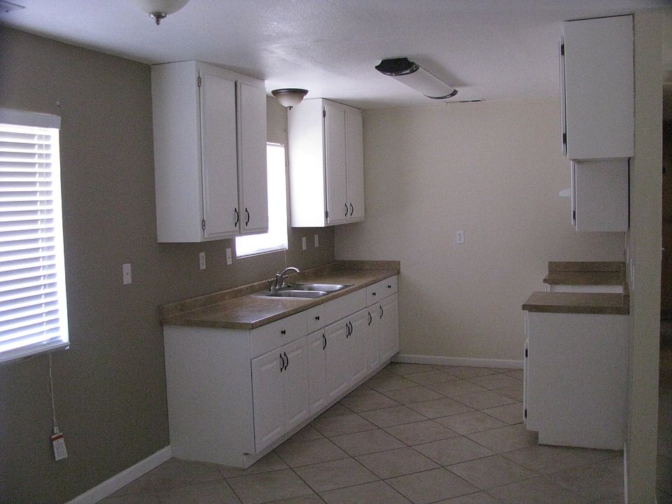 2nd image of 11935 5th Ave