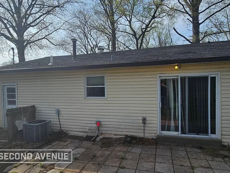 1 Rosehaven Dr — Photo 15