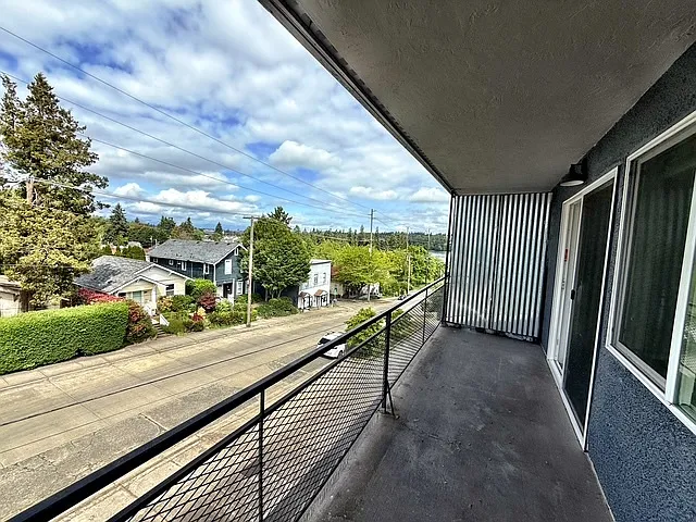 1104 Pacific Ave — Photo 12