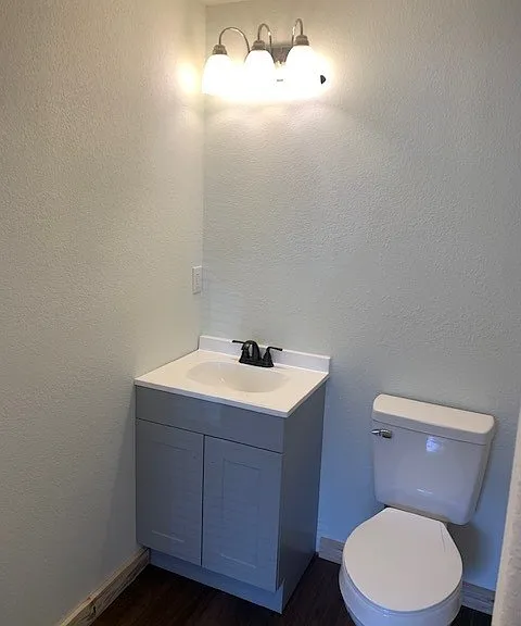 811 W Lorraine Ave #3 — Photo 2