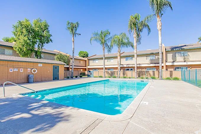 Beautiful crystal clear pool!! Open daily in summer time!