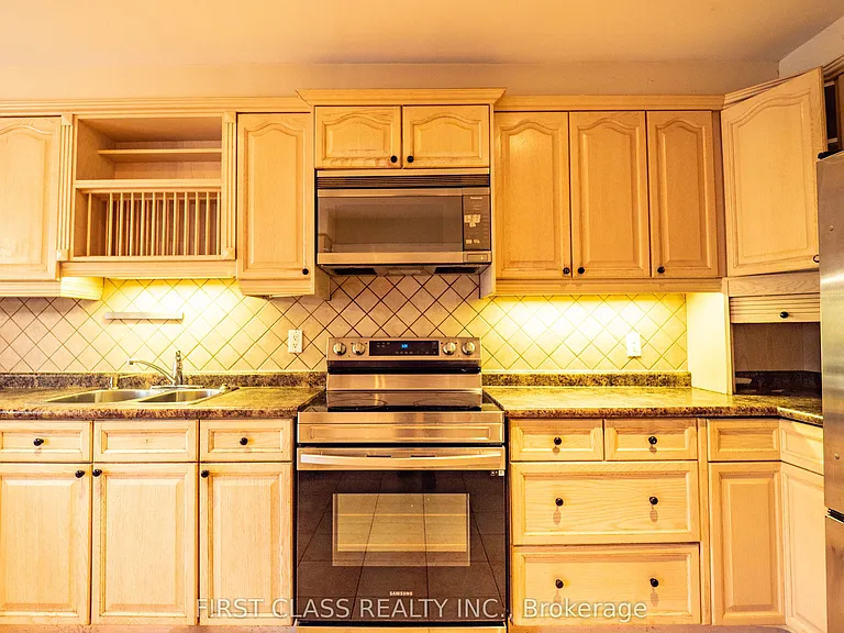 13 Princess St — Photo 7