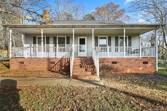 1st image of 467 Holly Cir