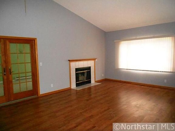 3rd image of 2365 Windsor Ln