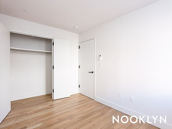 5th image of 312 Devoe St APT 2C
