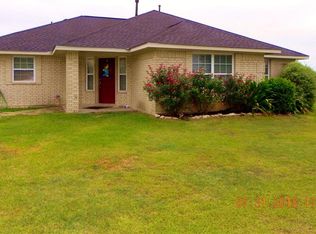 201 County Road 132b, Hallettsville, TX 77964
