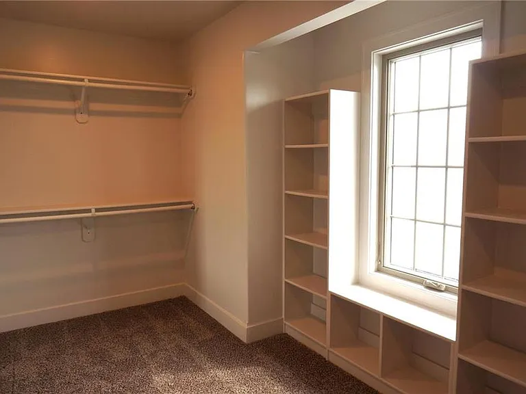 1820 SW Blackstone Pl — Photo 21