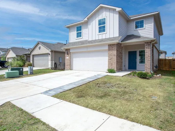 144 Harvest Creek Dr, Uhland, TX 78640