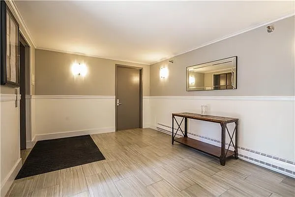 Sold by Avenue Sotheby's International Realty | media 19