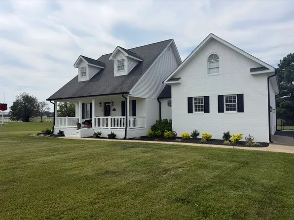 199 Lakeside Dr, Benton, KY 42025