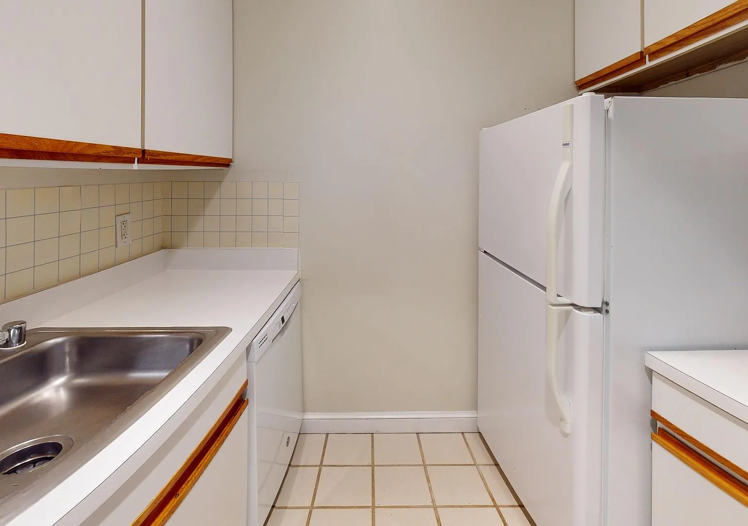 Capitol Hill 2 bedroom in Historic Building with Private Patio! — Photo 3