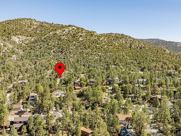 3rd image of 1105 Crater Mountain Dr
