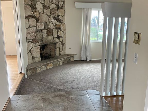 2nd image of 6053 Del Cerro Blvd