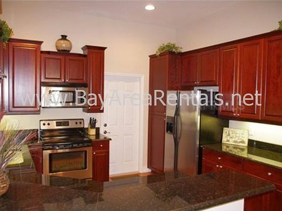 5th image of 322 N Hesperides St