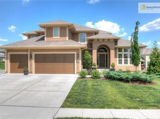 16121 Oakmont St, Overland Park, KS 66221