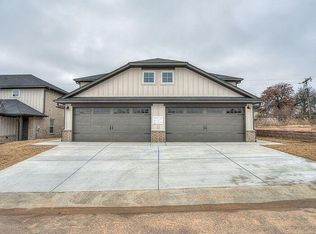 12000 Rhya Ln, Oklahoma City, OK 73131
