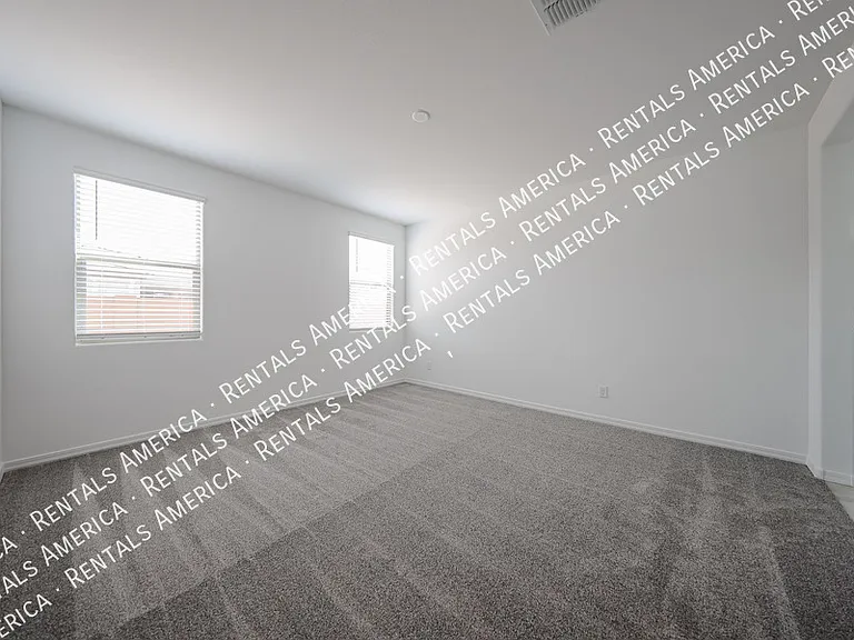 8725 W Windsor Blvd — Photo 25
