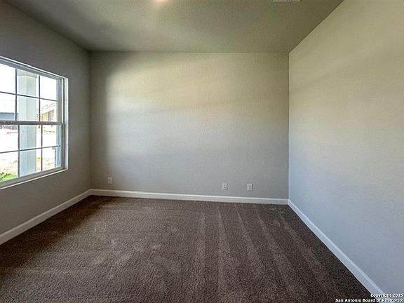5th image of 14720 Sycamore Crossing