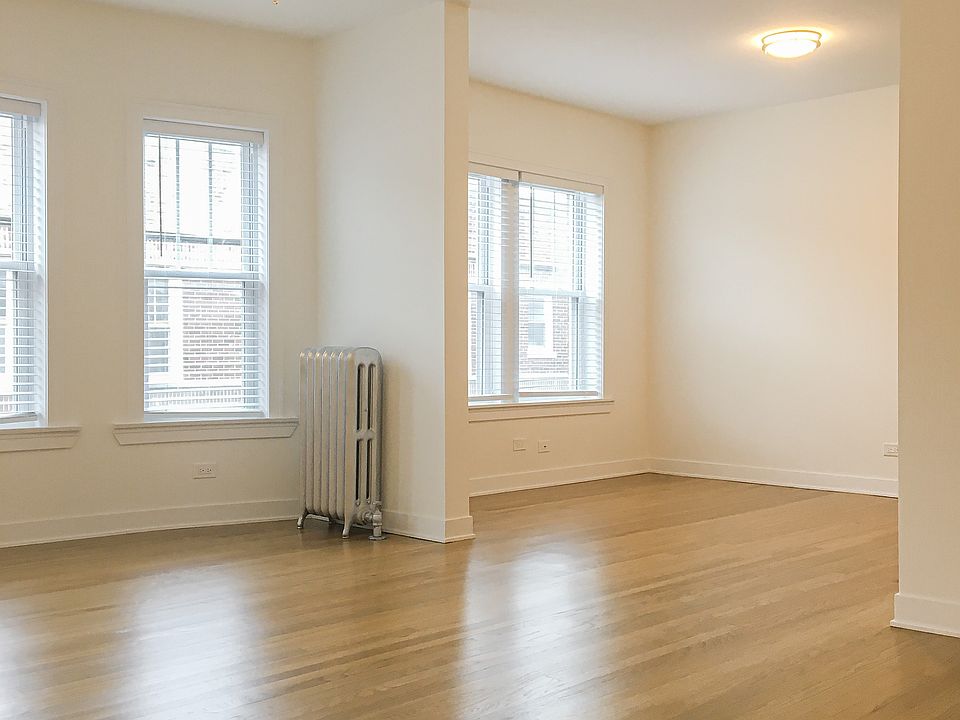 1st image of 2008 W Foster Ave #3