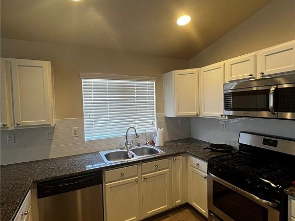 4th image of 11063 Gagliano St