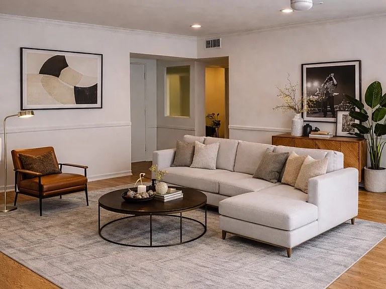 1221 N Kings Rd #301 — Photo 3