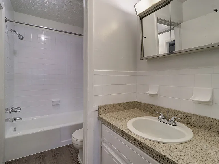 2x1 Bathroom
