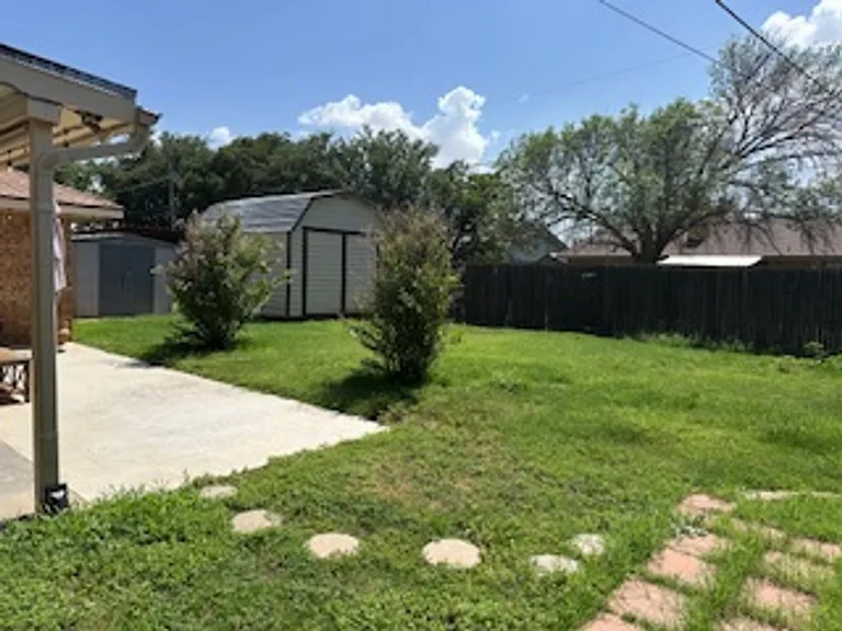 3005 Phillip Pl — Photo 20
