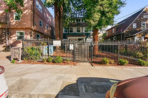 2543 Piedmont Ave #2 Photo 1