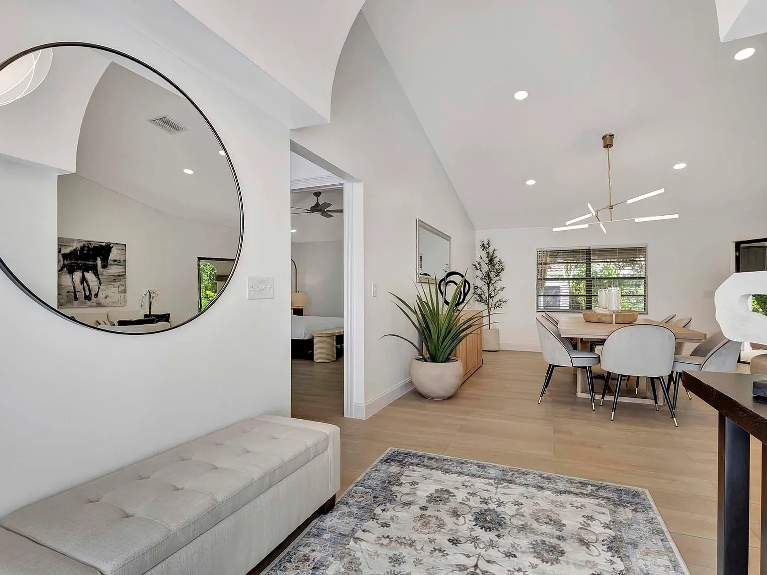 4 bed, 2.0 bath, 2257 sqft, $5,750 — Photo 4