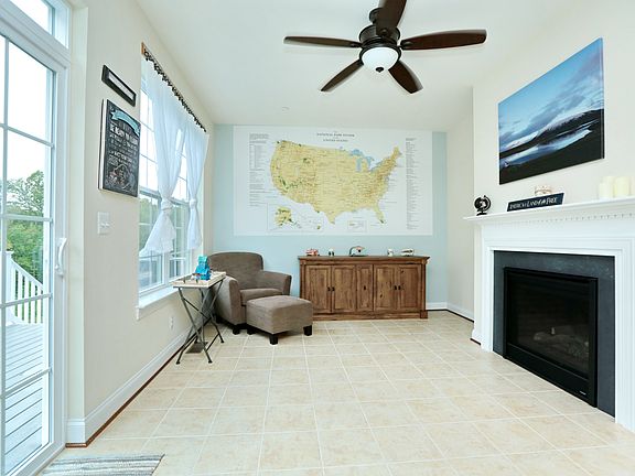5th image of 157 Buckeye Cir
