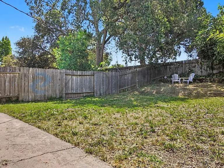 1812 Cirby Way #B — Photo 26