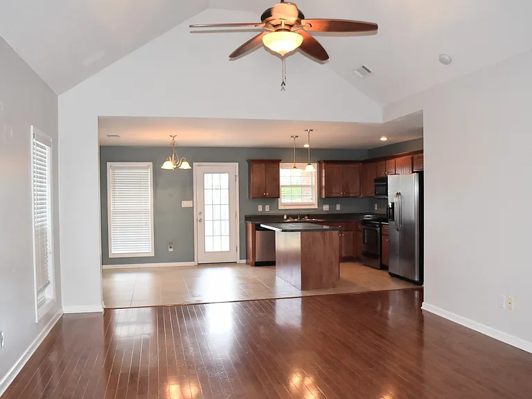 1074 Grove Landing Ln — Photo 13
