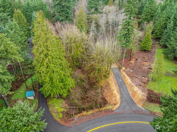 410 Hicks Road, Castle Rock, WA 98611