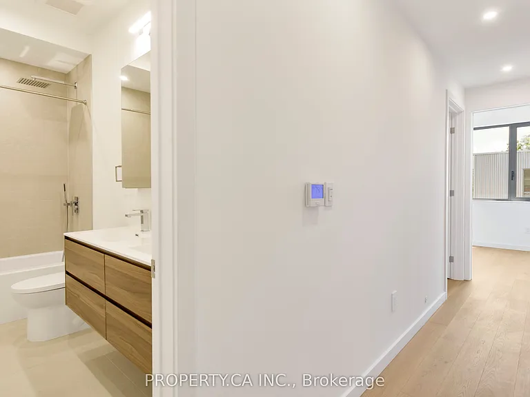 301 Keele St #2 — Photo 15