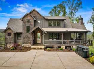 802 Overlook Rd, Blue Ridge, GA 30513