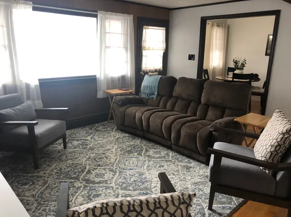 (undisclosed Address), Glen, NH 03838