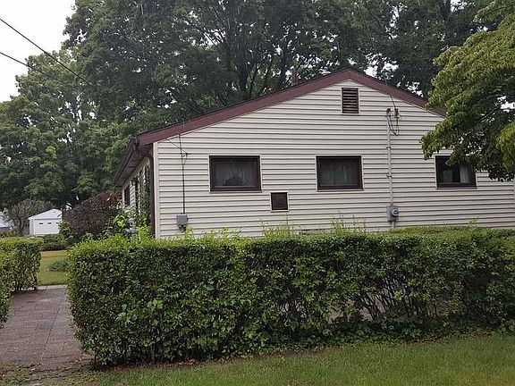 3rd image of 54634 27th St