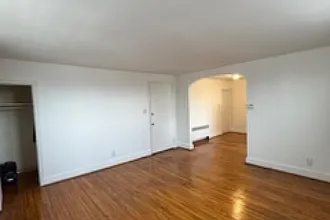 2 bed, 800 sqft, $1,400 — Photo 3