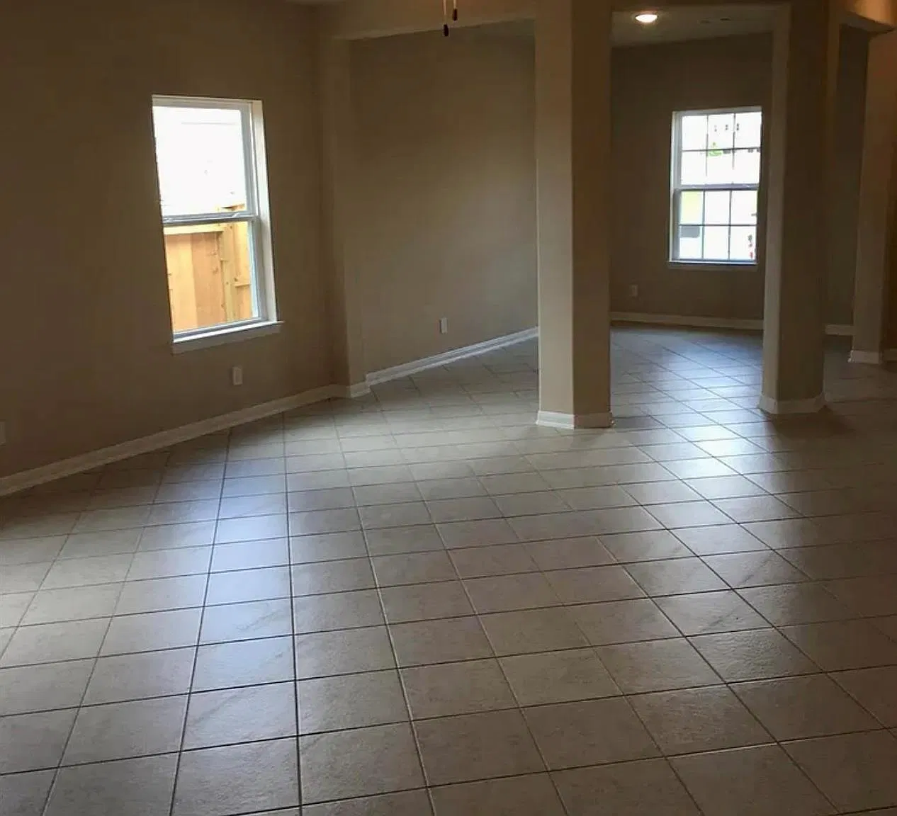 3 bed, 2.0 bath, 1641 sqft, $1,849 — Photo 4
