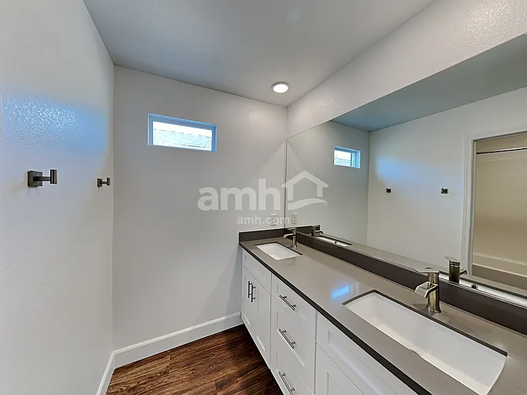 9142 Crocker Point Ct — Photo 15