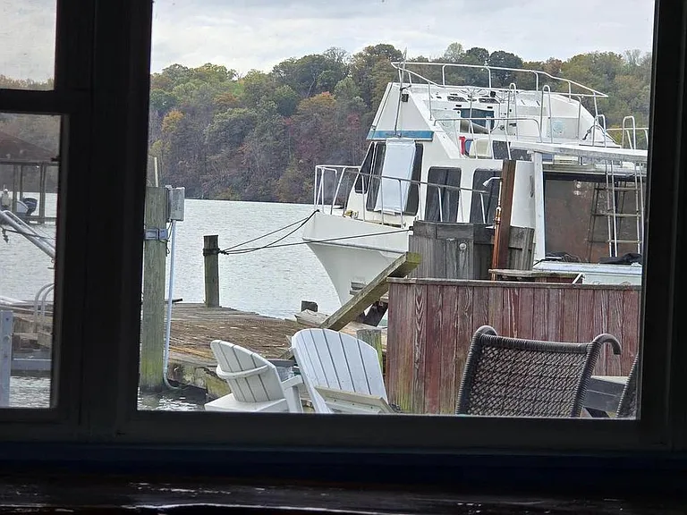 36 Shore Dr #BOATHOUSE — Photo 11