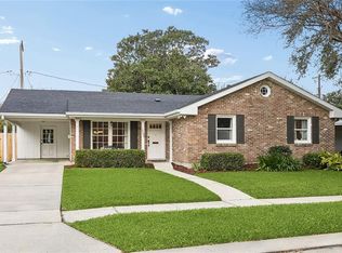 3200 Ridgeway Dr, Metairie, LA 70002