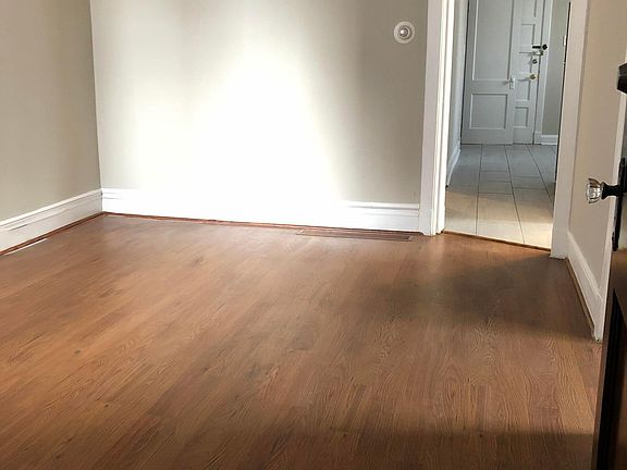 5th image of 3714 W Belmont Ave APT 2