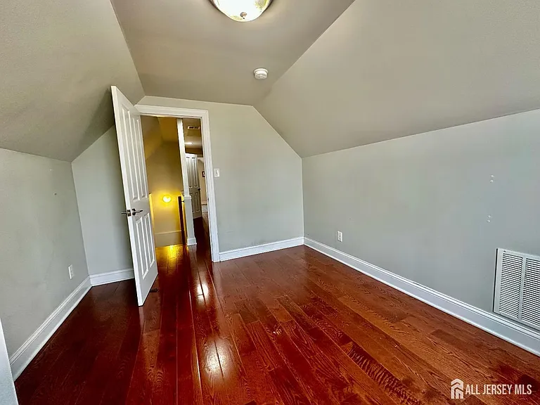 66 Atlantic St — Photo 22