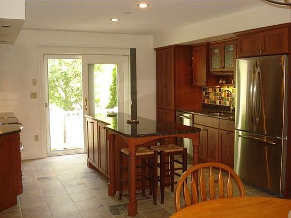 kitchen to back deck