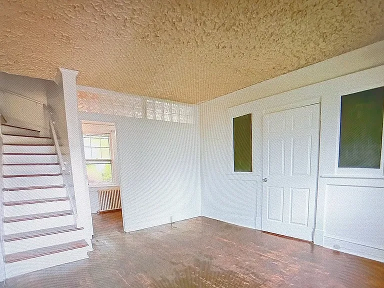 1414 Gordon Ave — Photo 4