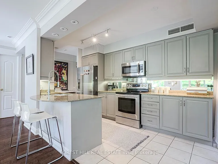 38 William Carson Cres #114 — Photo 17
