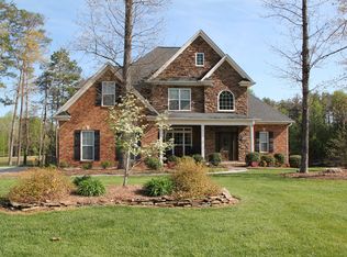 296 Panther Creek Ct, Winston Salem, NC 27107