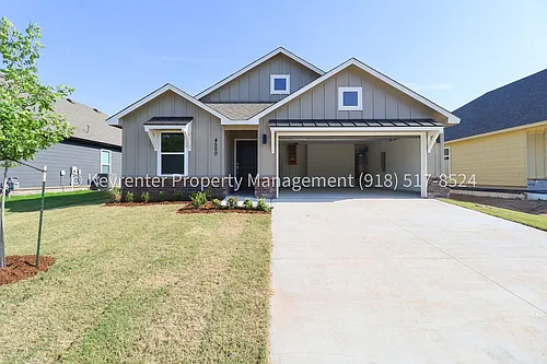 4500 W Winston St Photo 1